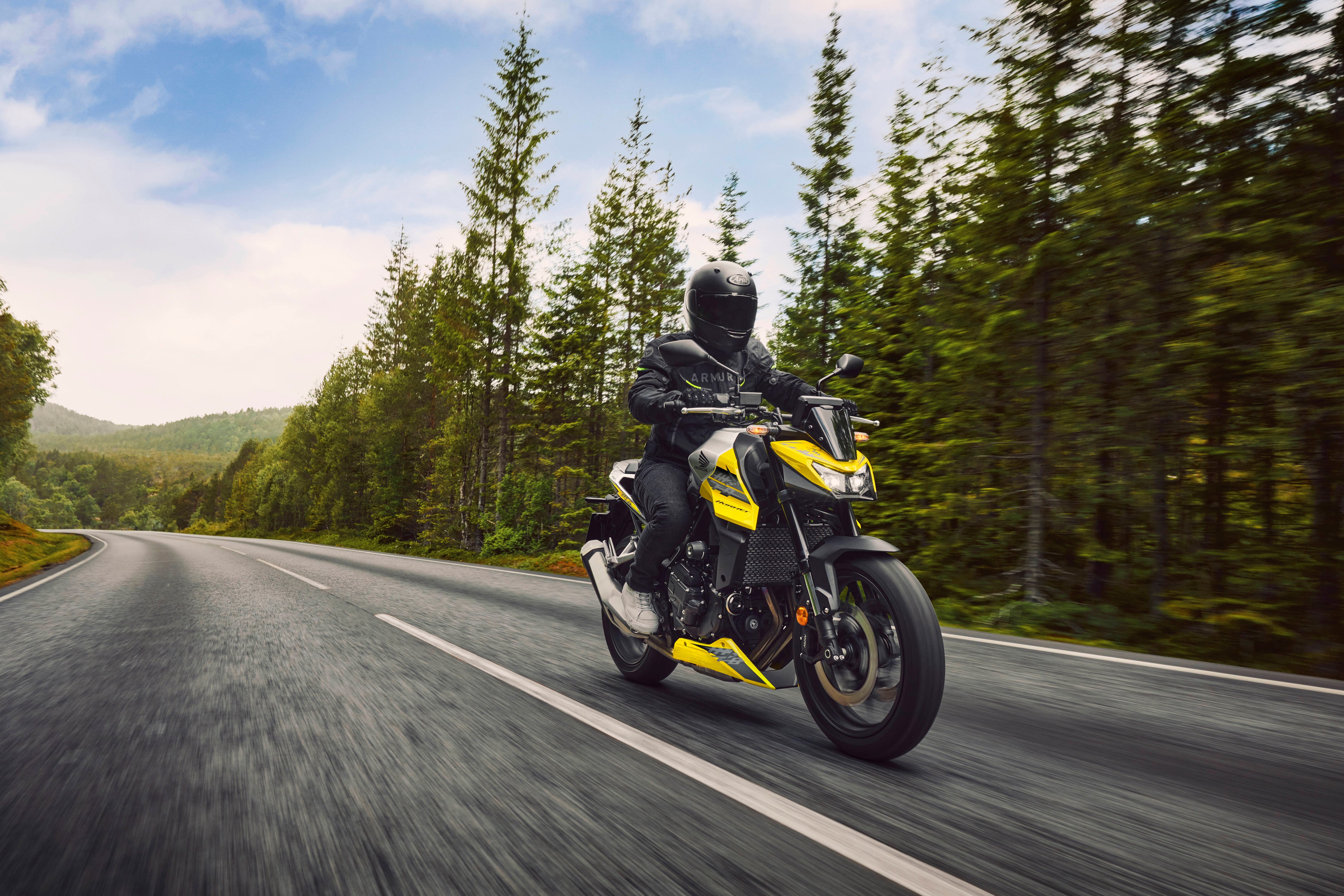 Брошура CB750 Hornet